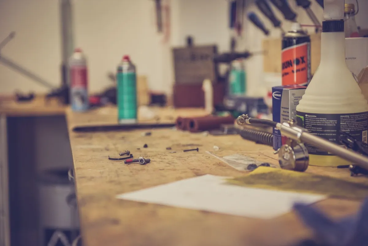DIY or Local Repair? Finding Kite Repair Services in the UK
